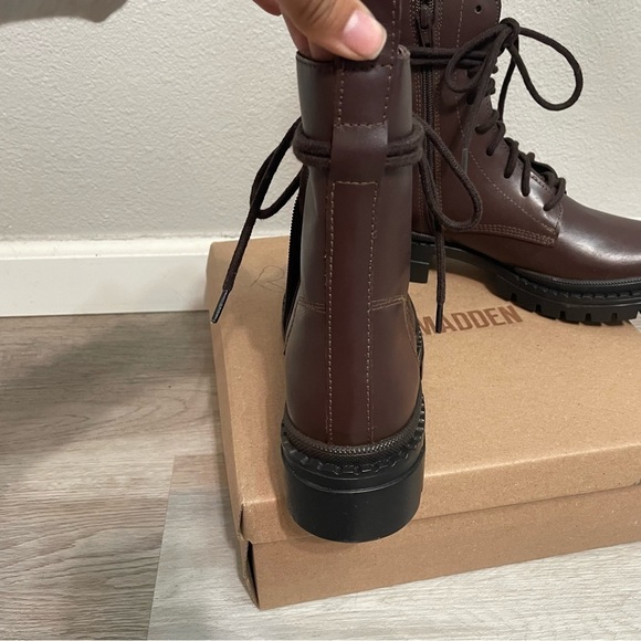 Steve Madden Jamisyn Lace Up Combat Lug Boots NEW​​​​​ - Picture 6 of 9
